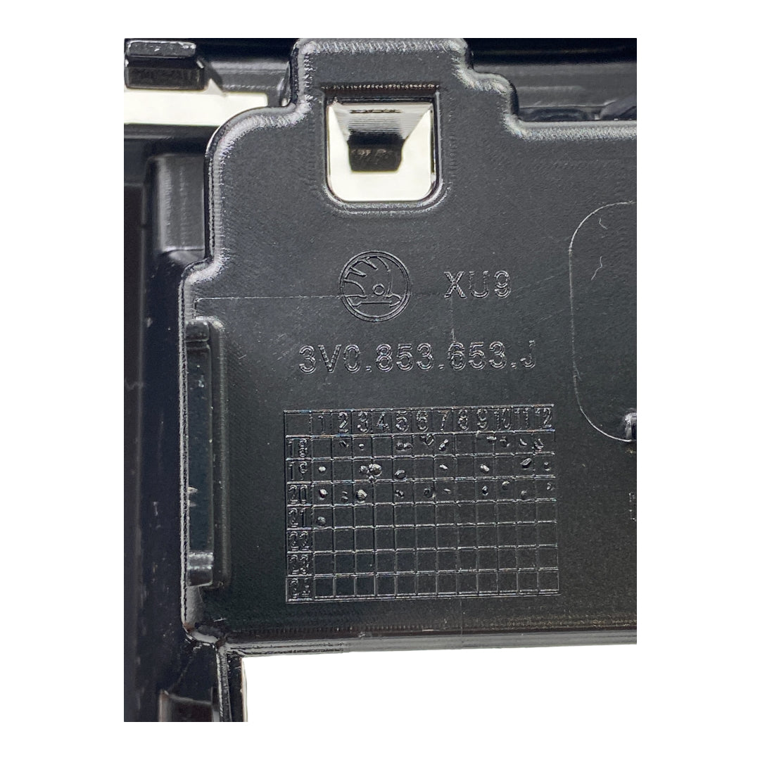 Pièce d'origine Calandre pour Skoda Superb III phase 2 3V0853653J