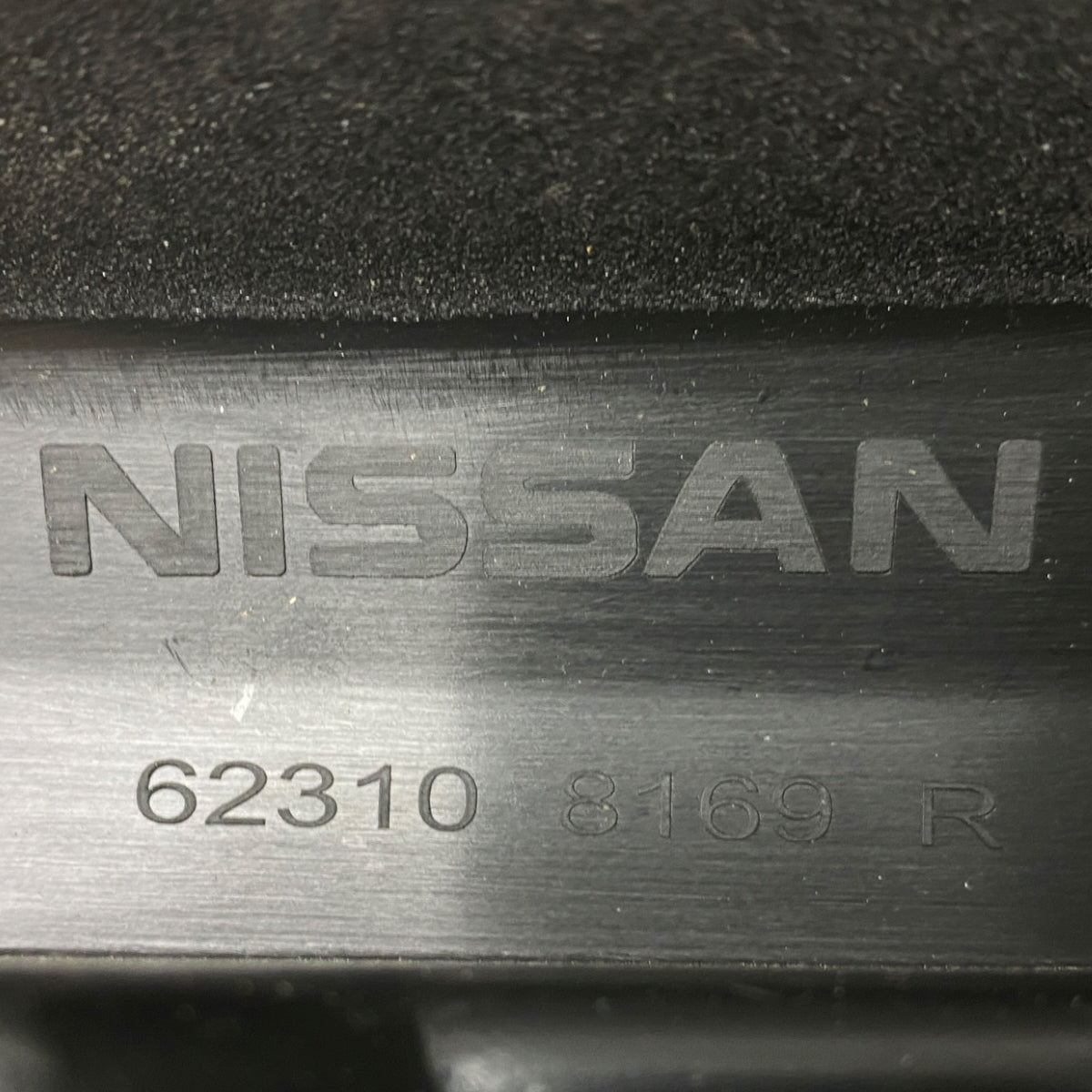 Pièce d'origine Calandre pour Nissan NV400 623108169R