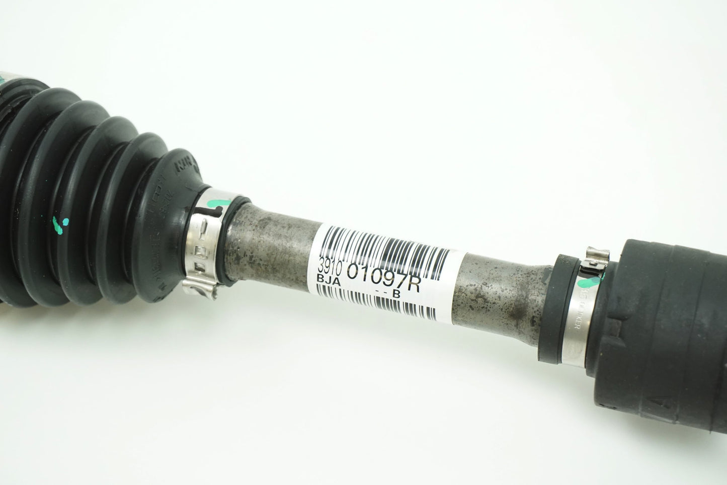 Pièce d'origine Cardan droit pour Renault Clio V 1.0 TCe 391001097R