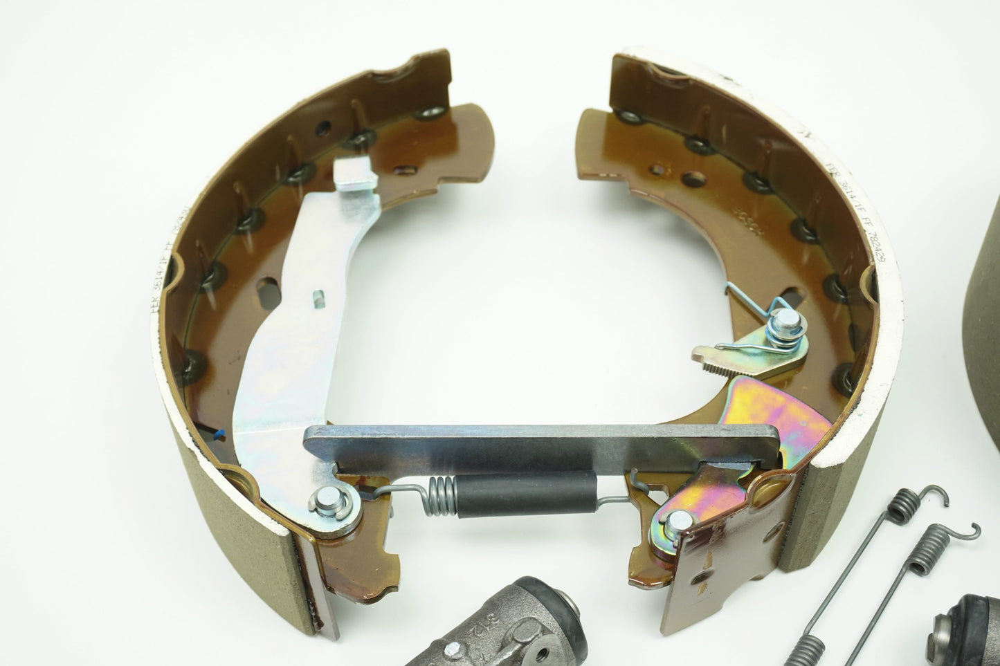 Pièce d'origine Kit de mâchoires de frein arrière pour Renault Master II 7701205289