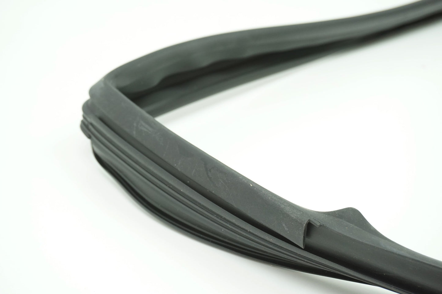 Pièce d'origine Joint de vitre de porte droit pour Dacia Sandero II 803305768R