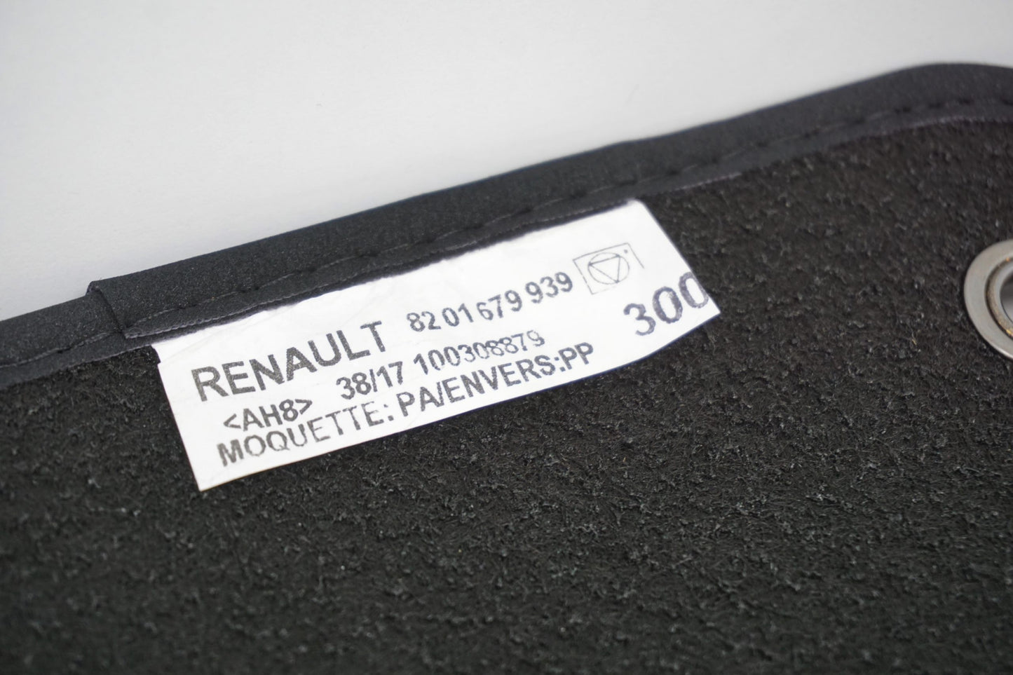 Pièce d'origine Tapis de sol velours pour Renault Koleos II 8201679939