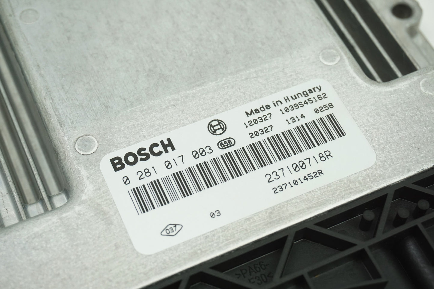 Pièce d'origine Calculateur moteur ECU 2.0 DCI pour Renault Trafic II Opel Vivaro I 237100718R