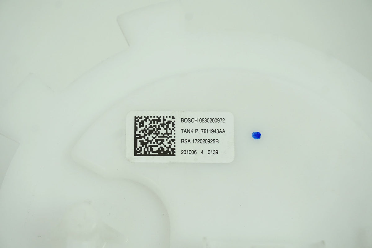 Pièce d'origine Pompe à carburant pour Renault Scenic IV 172020925R