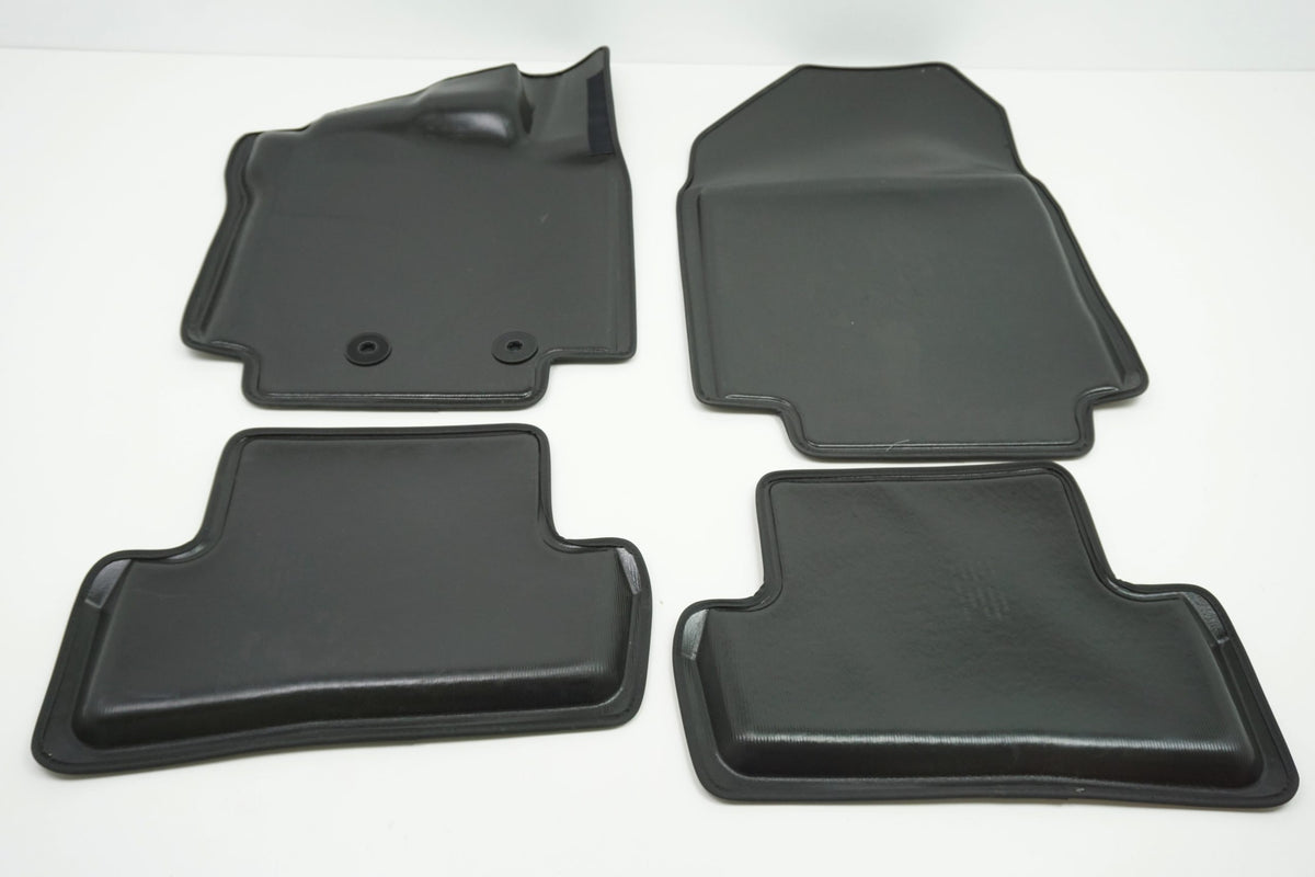 Pièce d'origine Tapis de sol velours pour Renault Clio III 7711424550
