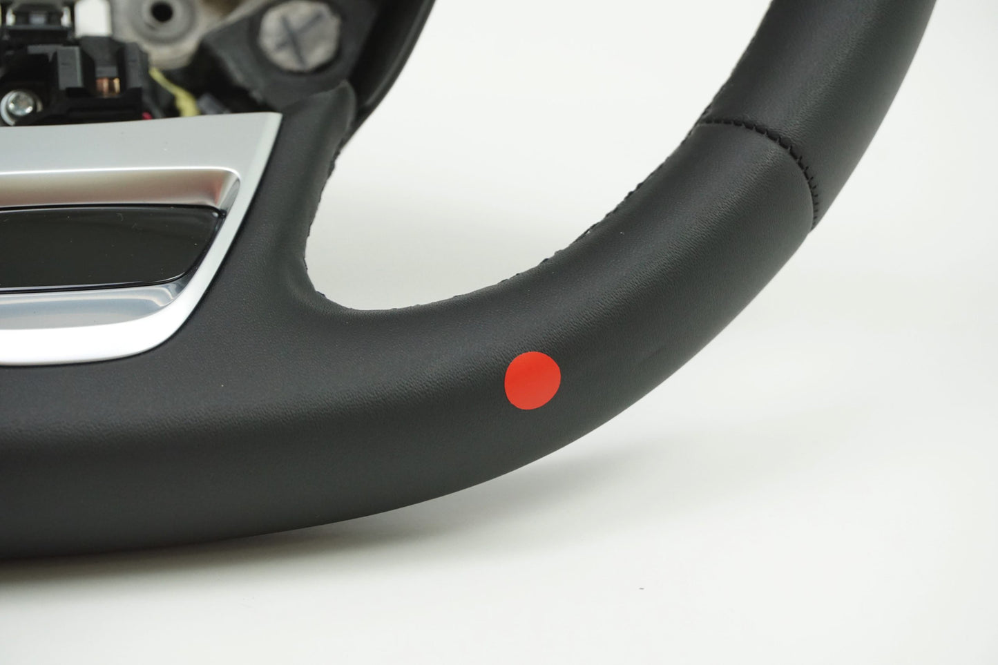 Pièce d'origine Volant pour Renault Megane IV Talisman restylée 484001444R