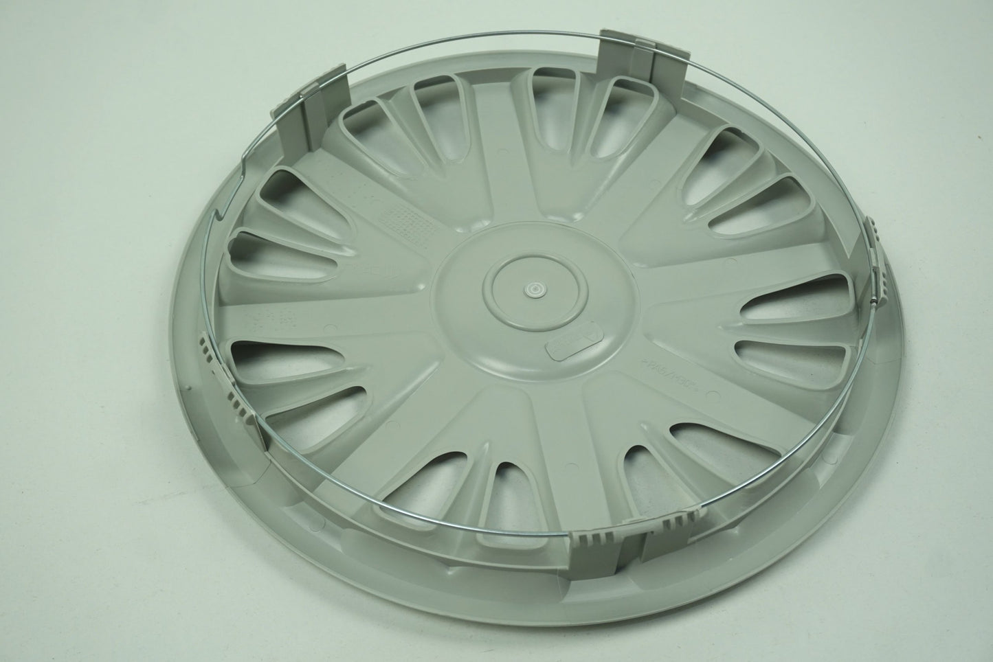 Pièce d'origine Enjoliveur 15 pouces pour Renault 7711210830