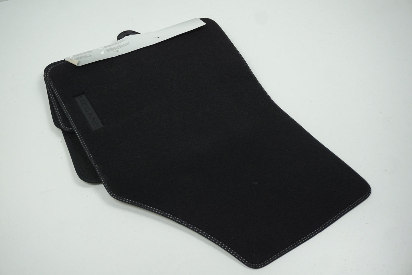 Pièce d'origine Tapis de sol Premium pour Renault Megane IV 8201654203