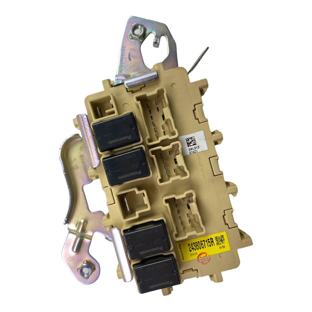 Pièce d'origine Boîtier de boîte à fusibles pour Renault Koleos II 243806715R