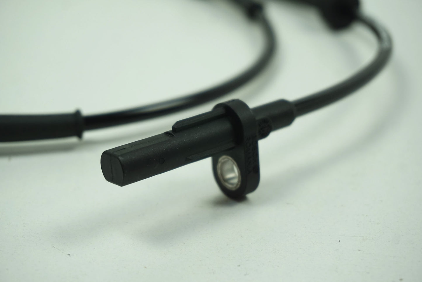 Pièce d'origine Capteur ABS arrière pour Renault Trafic II 8200724127