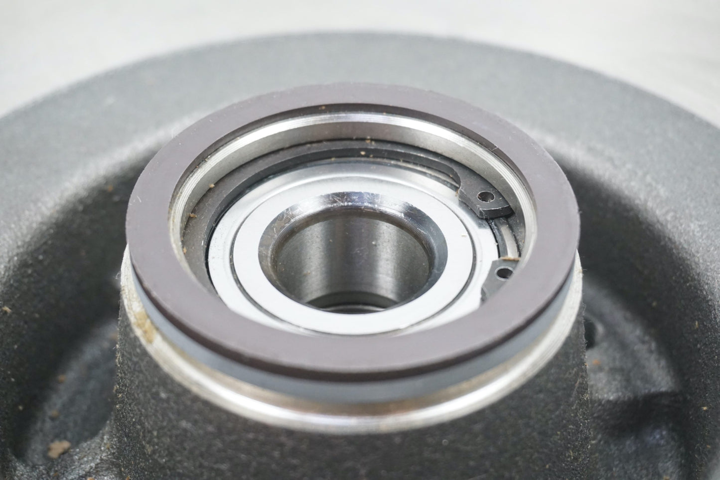 Pièce d'origine Disque de frein arrière pour Renault Megane Scenic II 8671018107