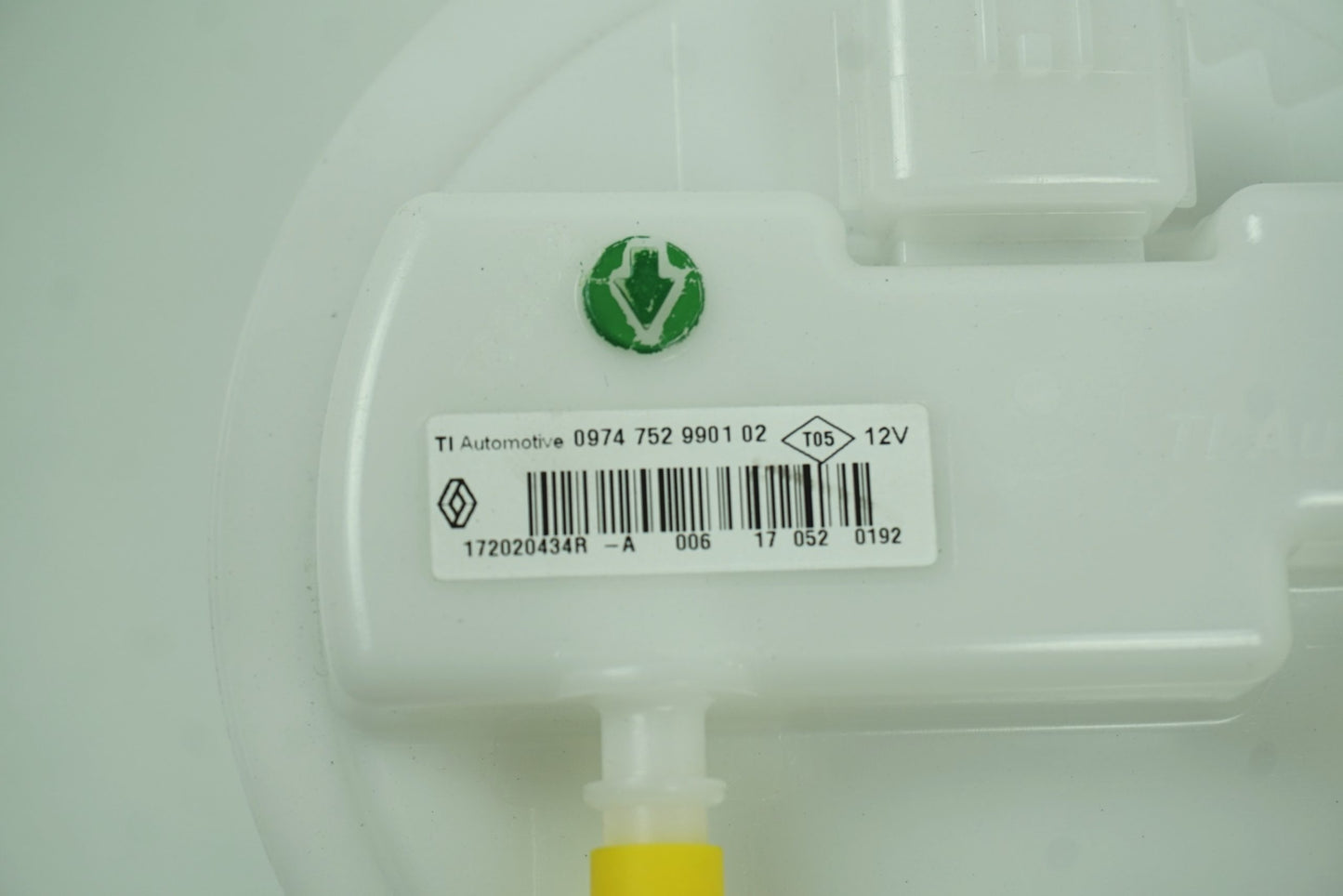Pièce d'origine Pompe à carburant pour Dacia Sandero II 172020434R