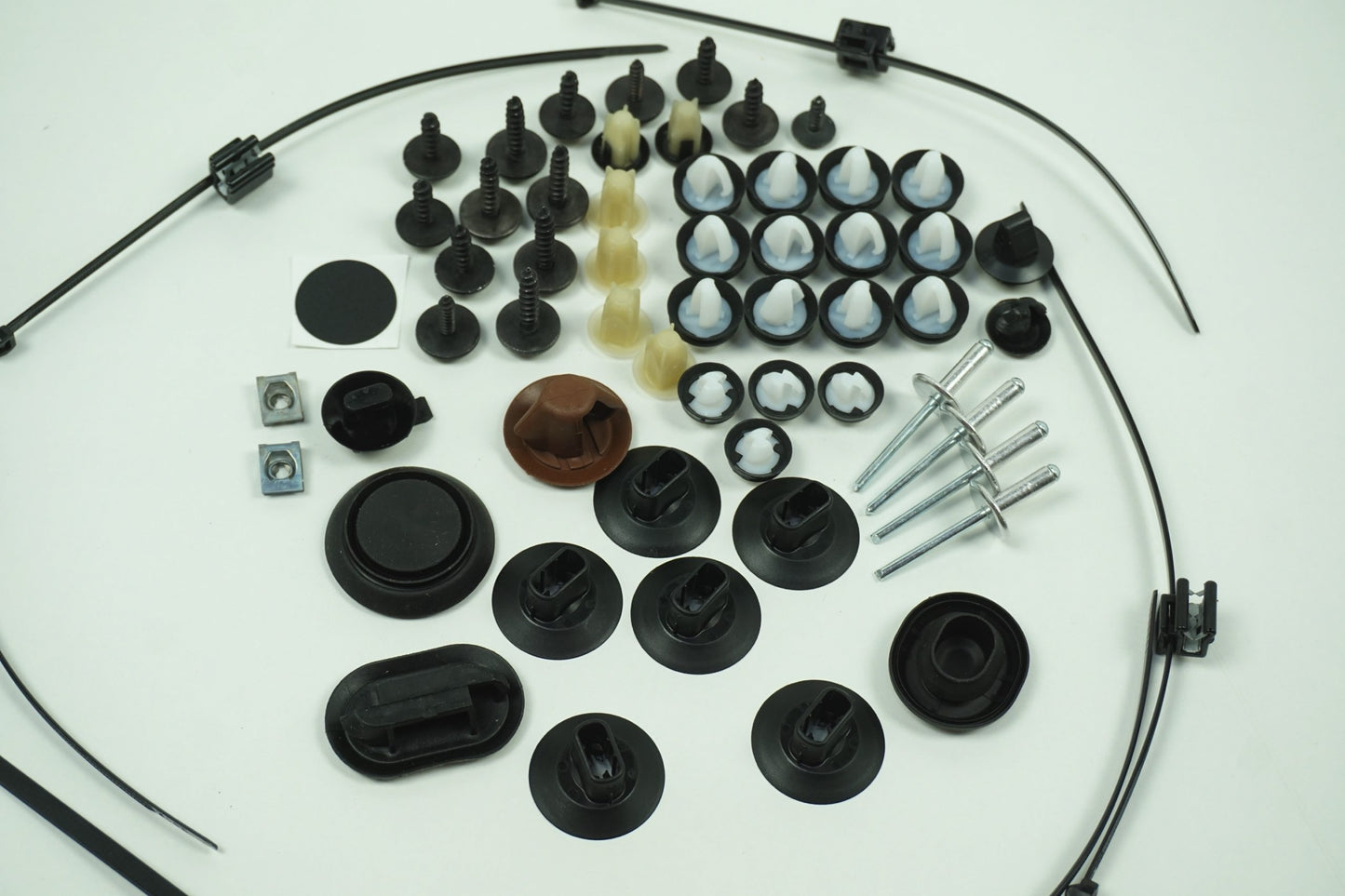 Pièce d'origine Kit de réparation avec clips de fixation pour Renault Kadjar 600385788R