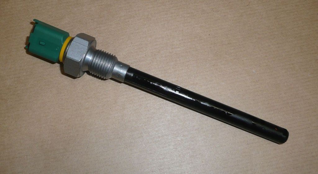 Capteur de niveau d’huile Citroën C4 Peugeot 307 2.0 HDi 1131.G9 — vue opposée