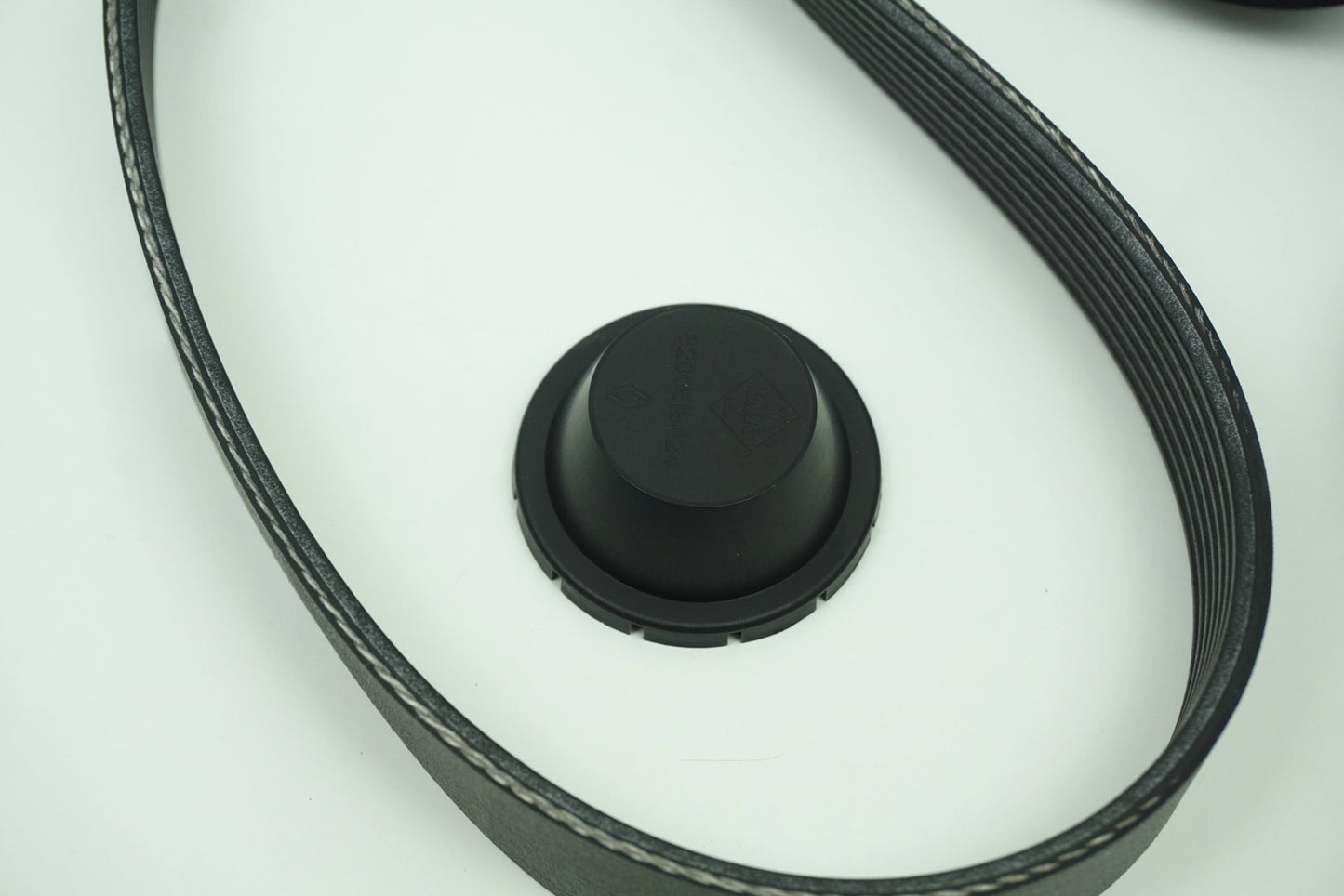 Pièce d'origine Kit de courroie avec tendeur pour Renault Trafic III Opel Vivaro 117207253R