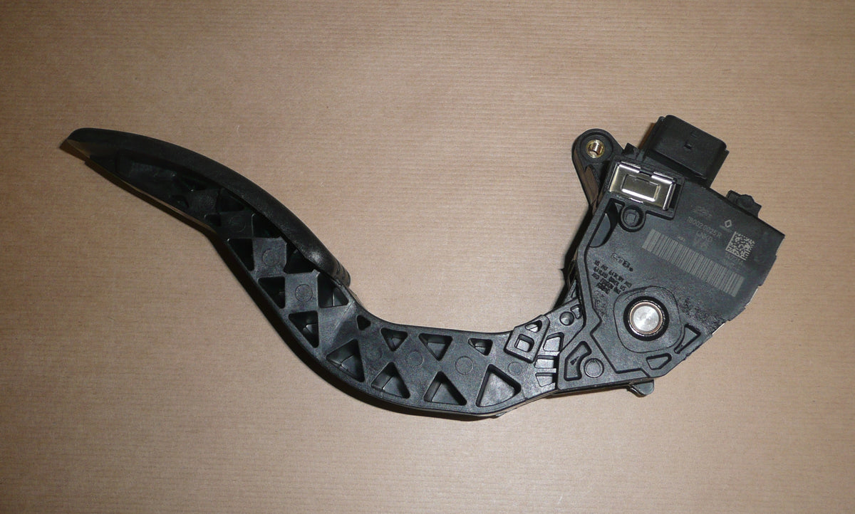 180020025R_3.JPG