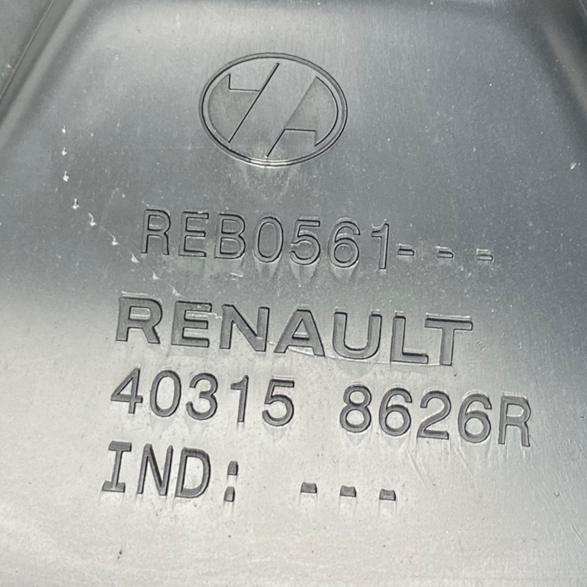 Pièce d'origine Enjoliveur pour Renault Master III 403158626R