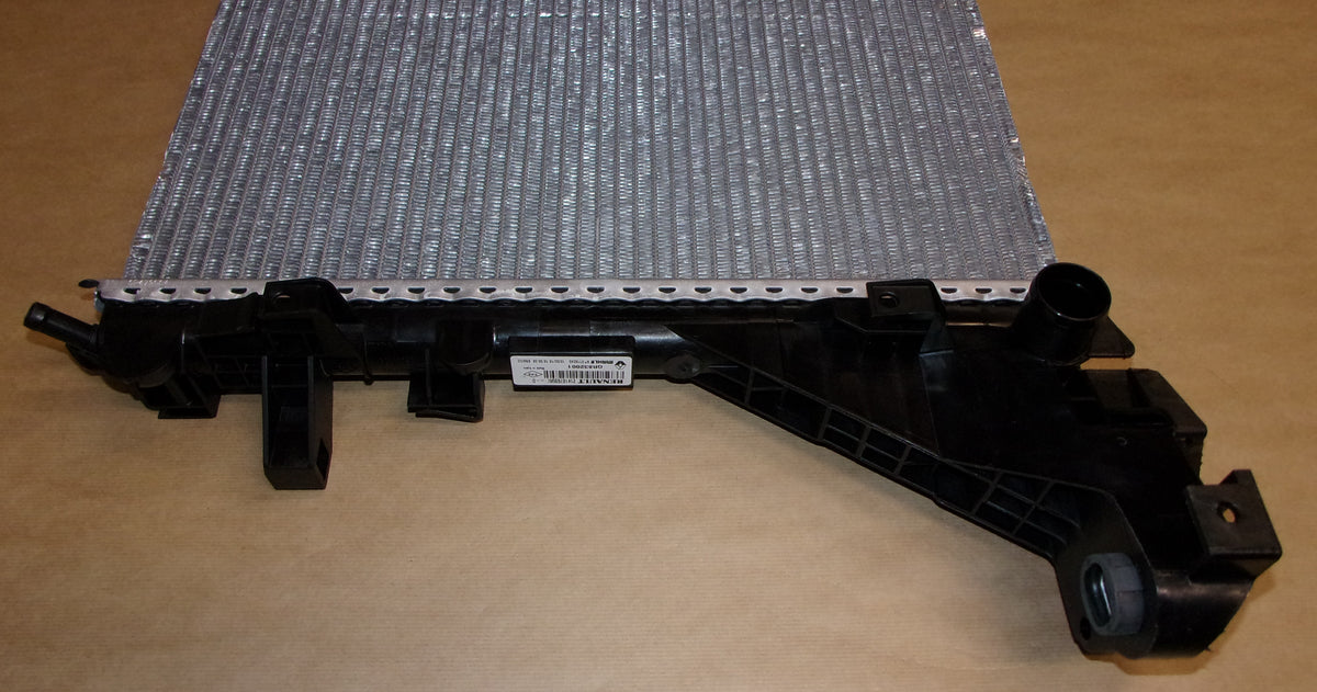 214107695R_3.JPG