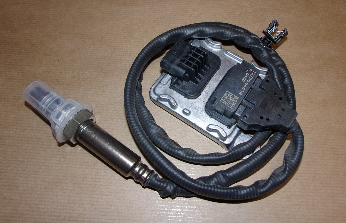 227906453R_2.JPG