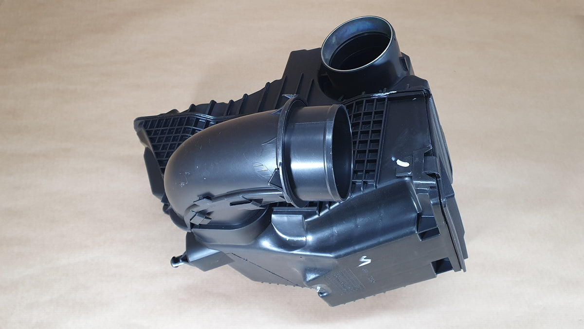 Boîtier de filtre à air pour Renault Clio IV 1.6 16V Rs — 8201242810 — vue 2