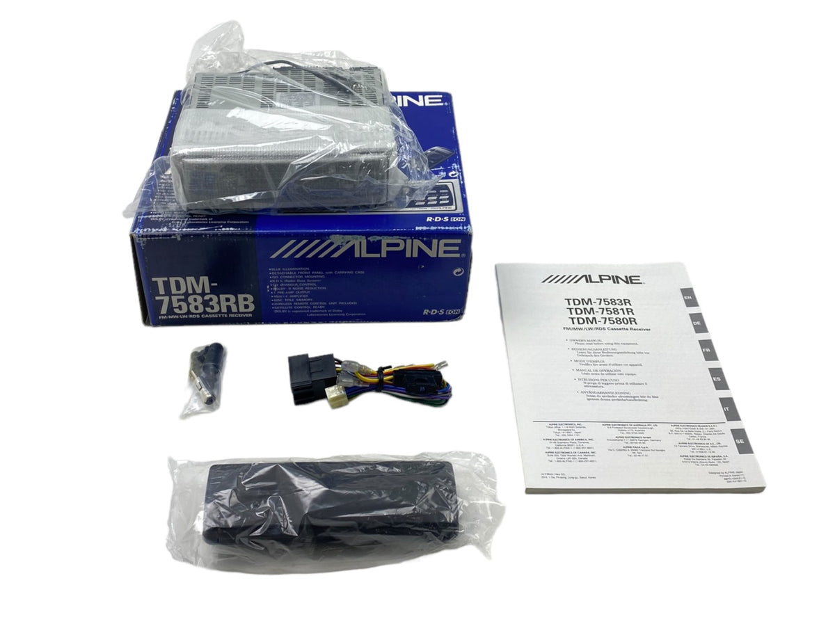 Radio Alpine TDM-7583RB neuf d'origine