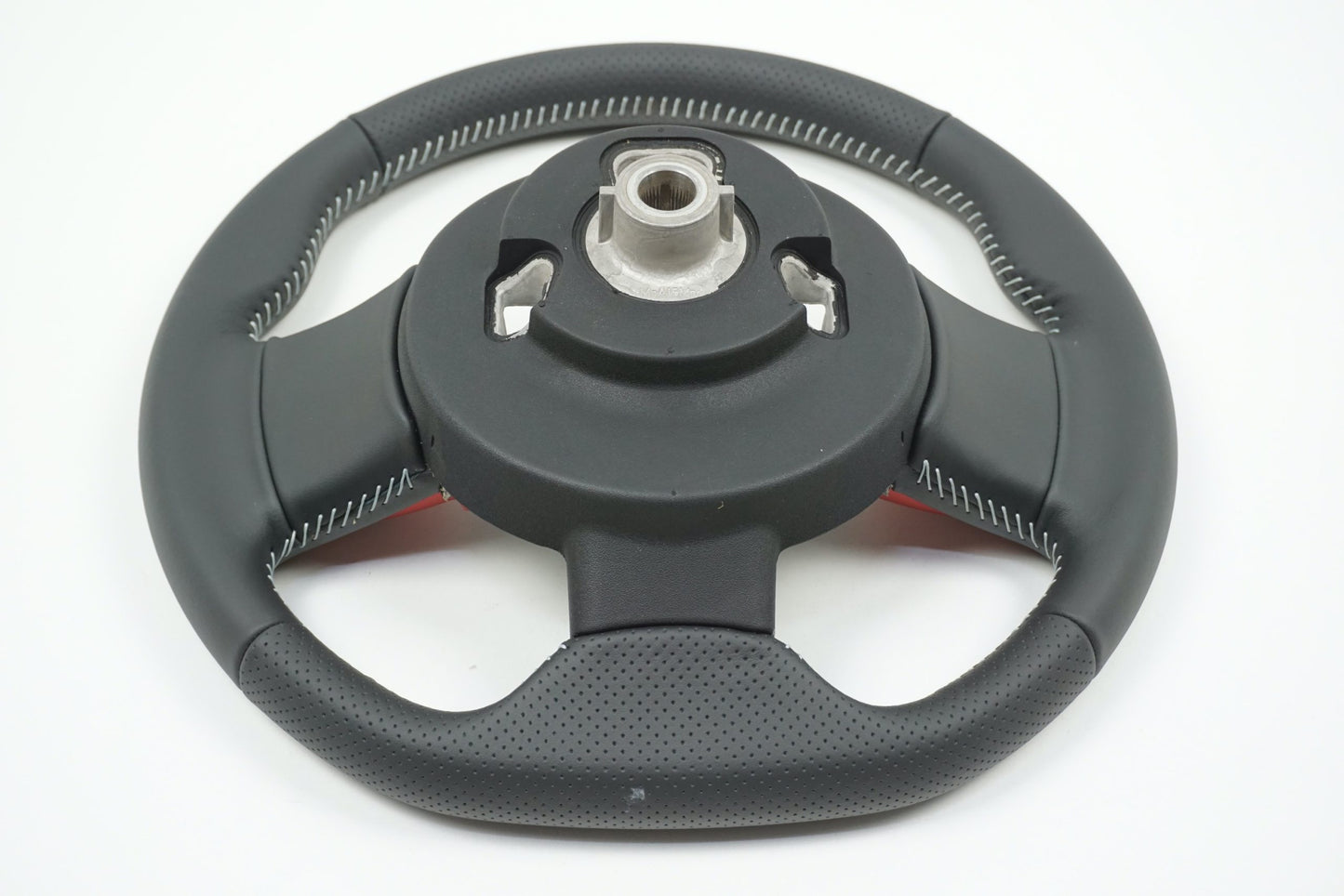 Pièce d'origine Volant pour Renault Twingo III 484008551R