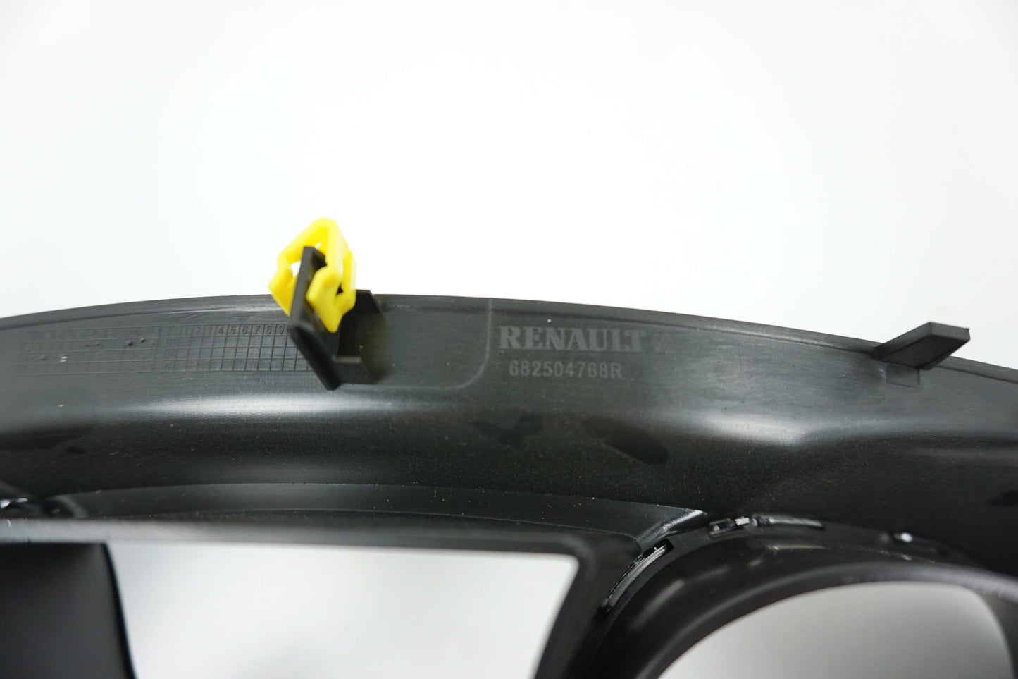 Pièce d'origine Entourage de combiné d'instruments pour Renault Captur 682504768R