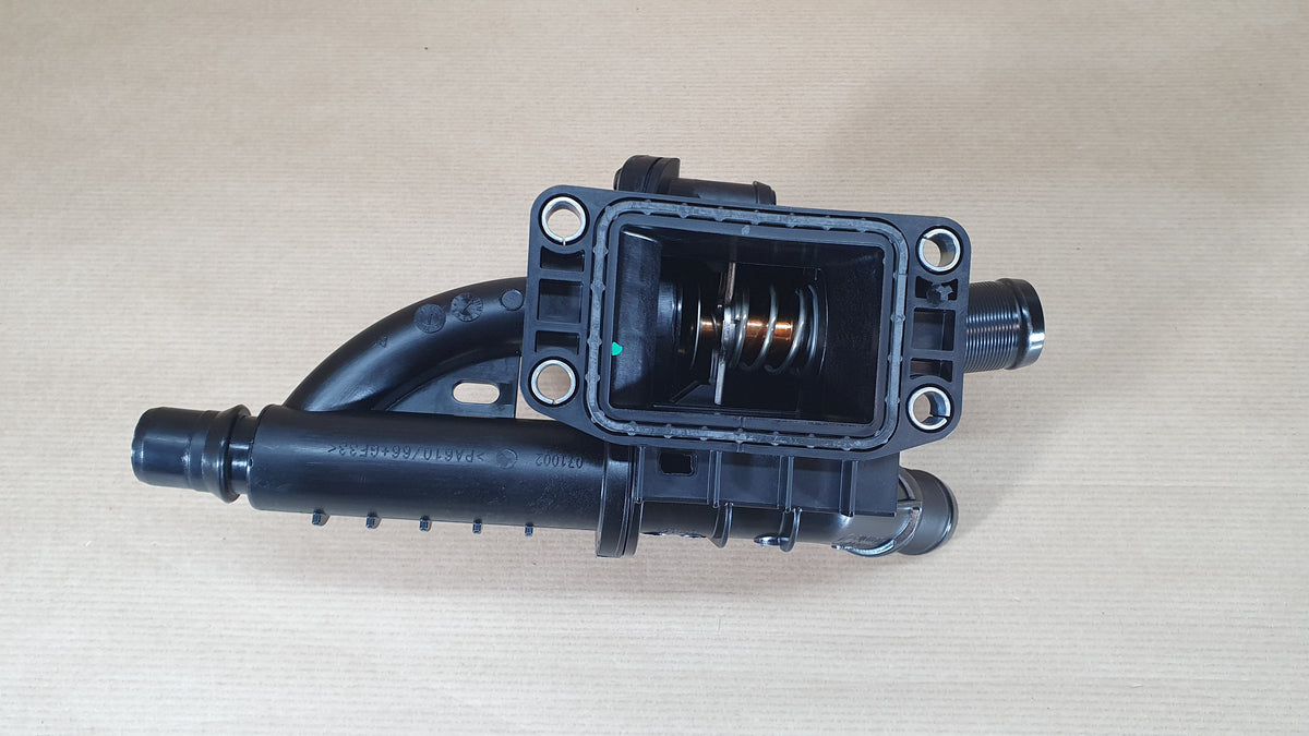 Boîtier de thermostat pour Citroën C3 / C4 / Peugeot 206 / 207 / 301 — 9684588980 — vue 2