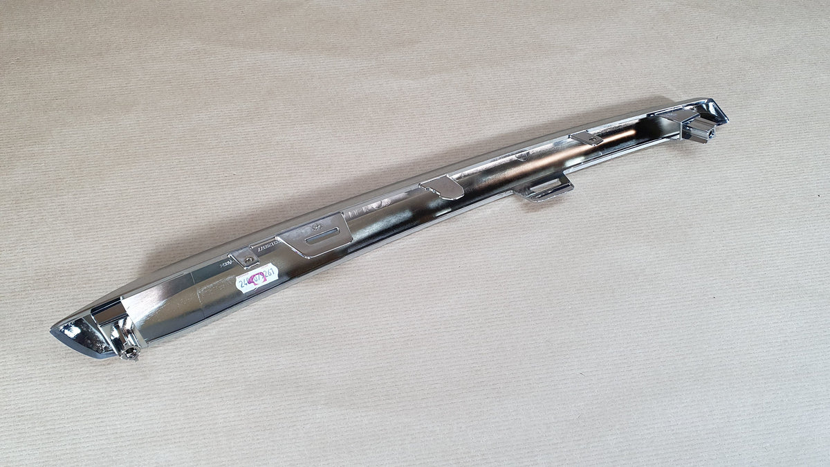 Baguette de calandre côté gauche pour Opel Vivaro C — 98331283VD — vue 2