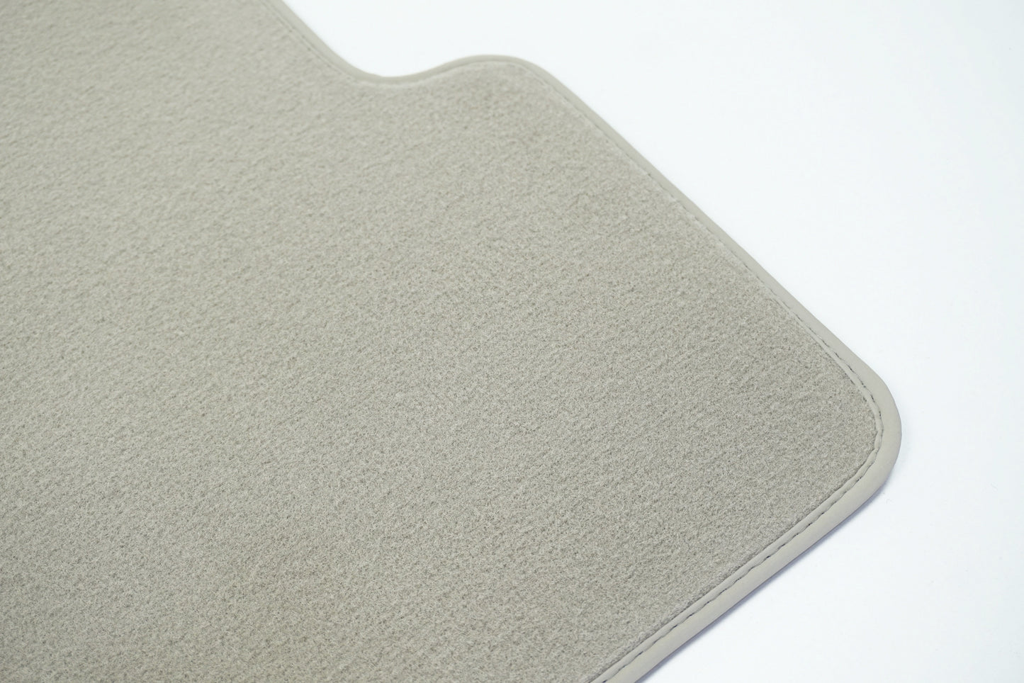 Pièce d'origine Jeu de tapis de sol RHD pour Renault Megane III 749008575R