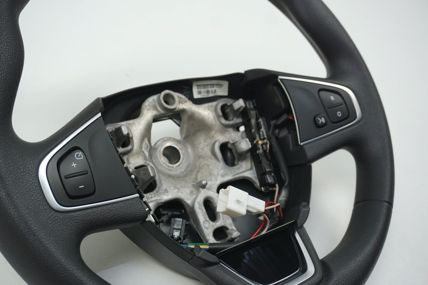 Pièce d'origine Volant pour Renault Clio IV 484006465R