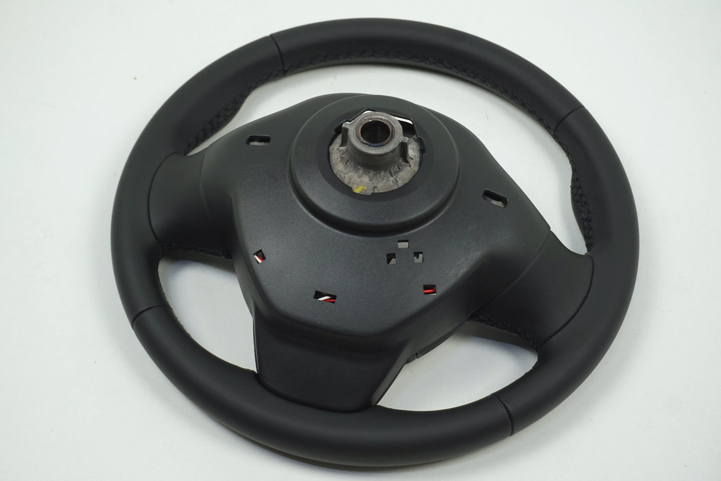 Pièce d'origine Volant cuir pour Renault Clio IV Captur 484000110R