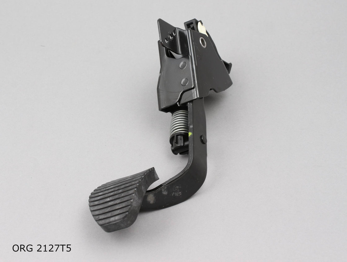* Pièce d’origine pédale d'embrayage pour Citroën/Peugeot Berlingo/Peugeot Partner 2002-2008 2.0 HDi, 2127T5.