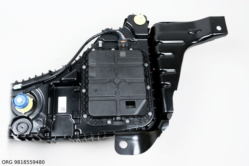 Réservoir d’AdBlue d’origine PSA Citroën C4 PIC 13- WB (+KZ) – OEM 9818559480 – vue 3