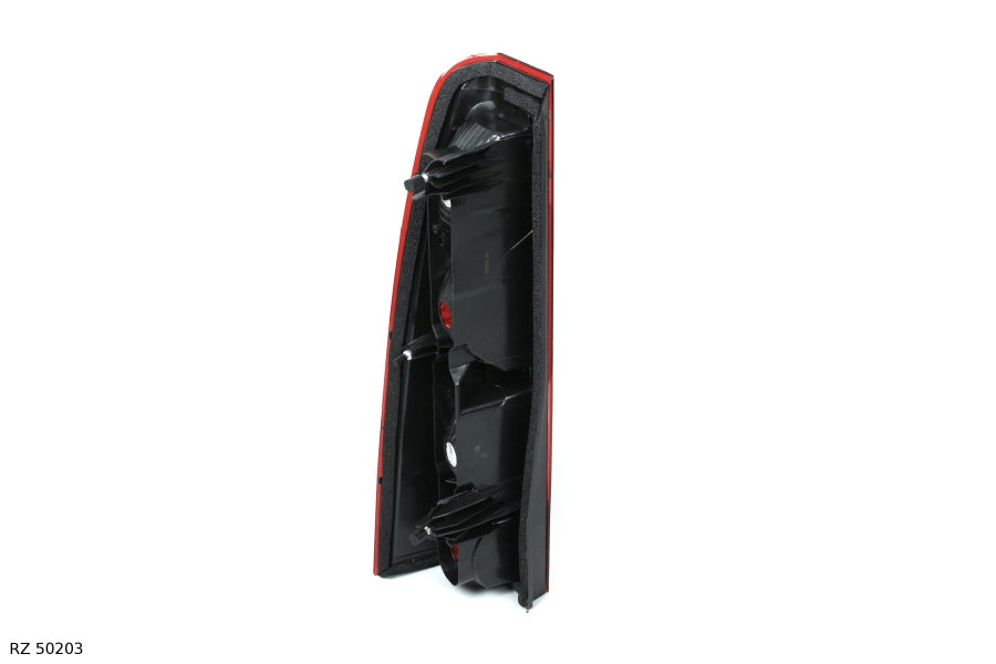 Feu arrière — Renault Master — à partir de 2010 — côté droit — sans platine porte-ampoules — RZ 50203 — vue 4