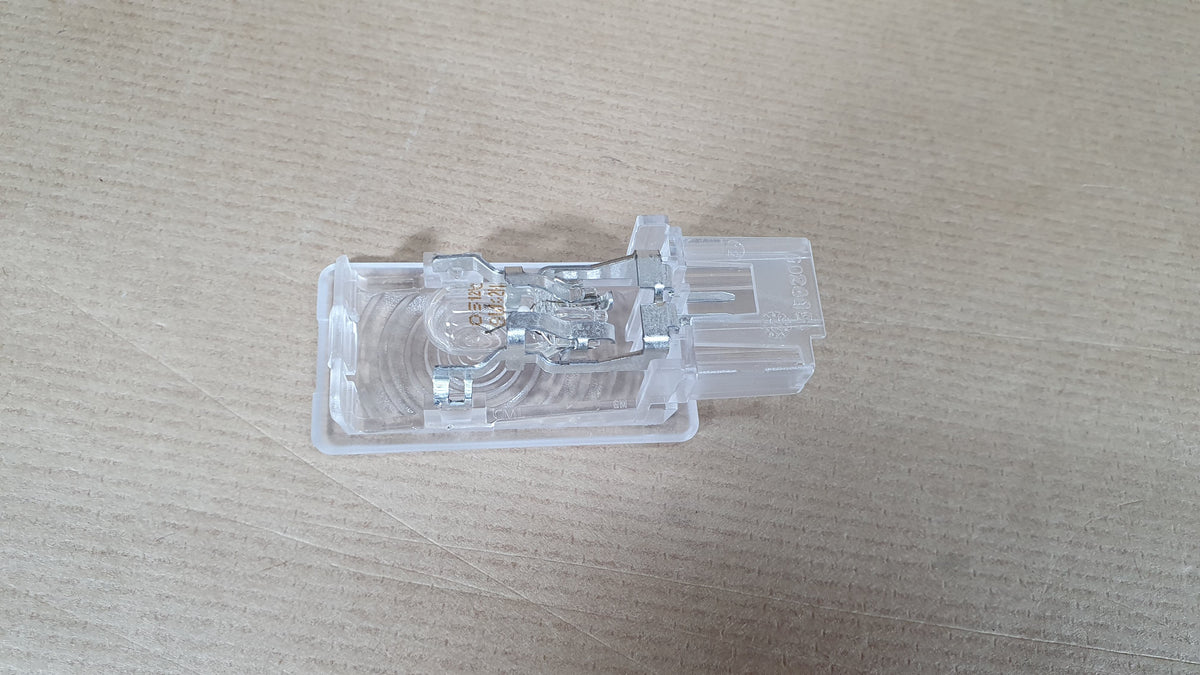 Éclairage de coffre d’origine pour Opel Astra J — YR00714580 — vue 3