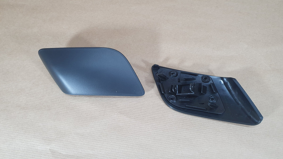 Cache de lave-projecteur d’origine pour Peugeot 5008 . — 7422.E6 — vue 2