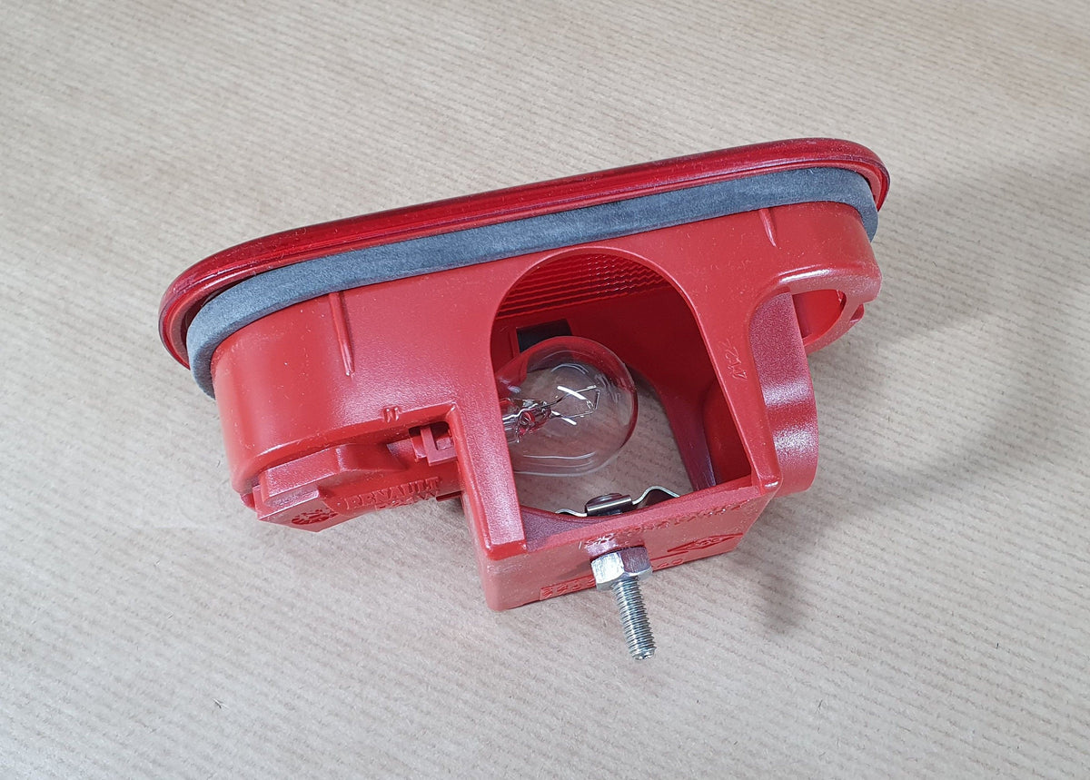 Feu stop d’origine pour Renault Master II — 2654000QAA — vue 2