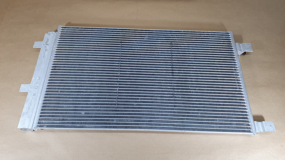 Condenseur de climatisation pour Citroën C2 / C3 II — 921004575R — vue 2