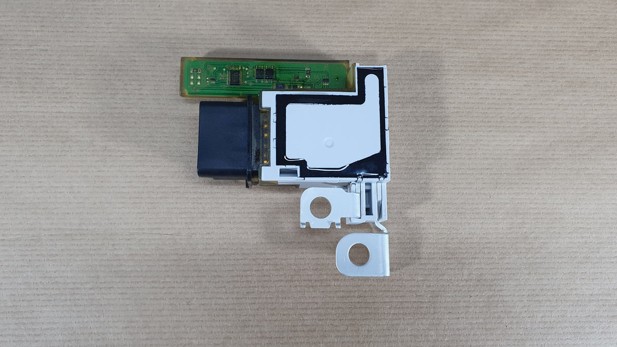 Calculateur de module de batterie d’origine pour Citroën C4 / Peugeot 308 — 28236841 AF — vue 2