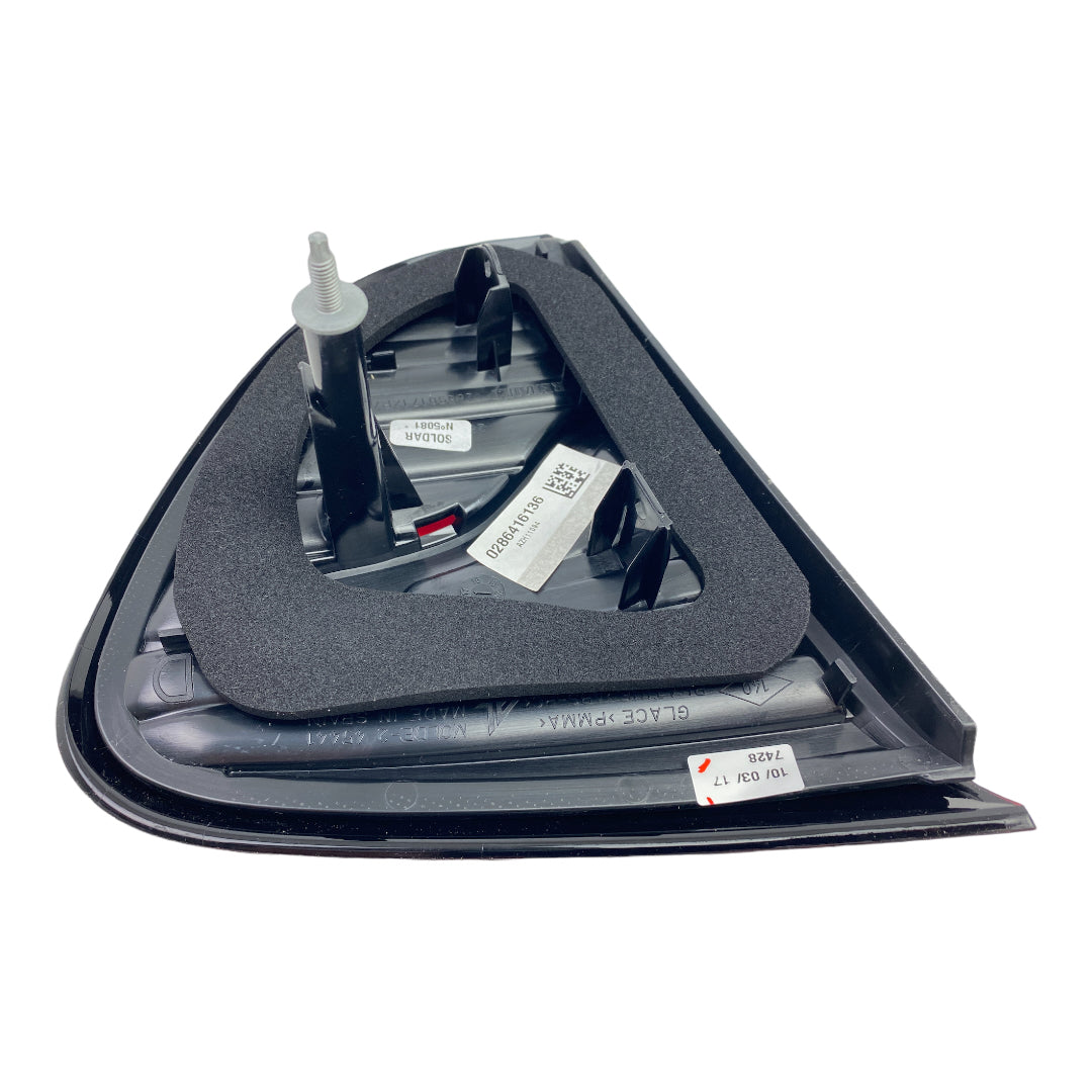 Pièce d'origine Feu arrière de hayon droit pour Renault Captur I 265501712R