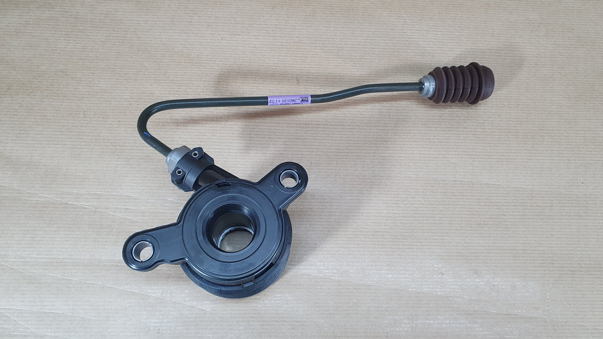 Vue arrière du récepteur d’embrayage hydraulique 306206652R