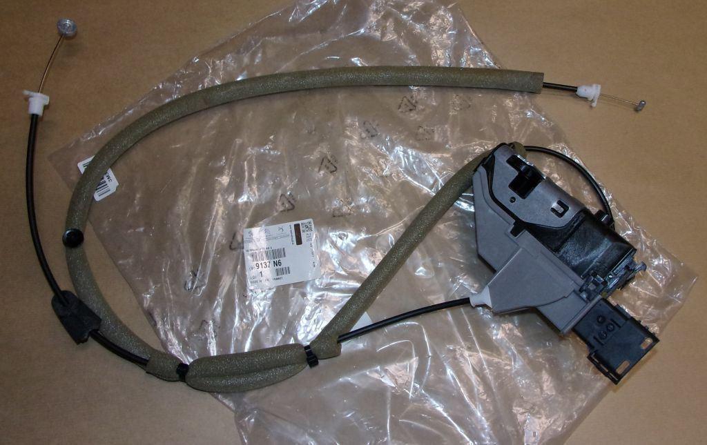 SERRURE DE PORTE COULISSANTE.CITROEN BERLINGO 9137.N6 9137N6.