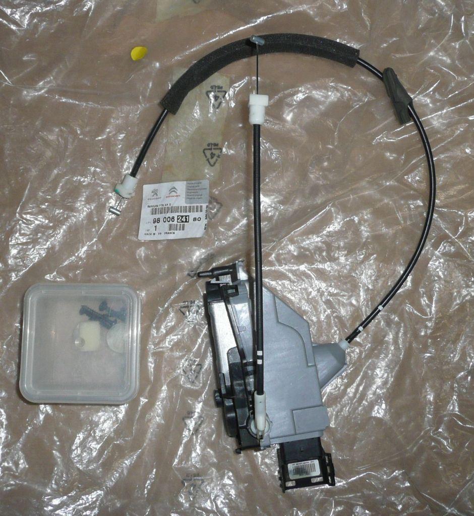 SERRURE DE PORTE PEUGEOT 5008 ARRIERE DROIT 9800624180.