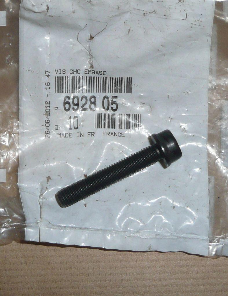 VIS CARTER D'HUILE CITROEN C5 III 2.0HDI 6928.05 692805.