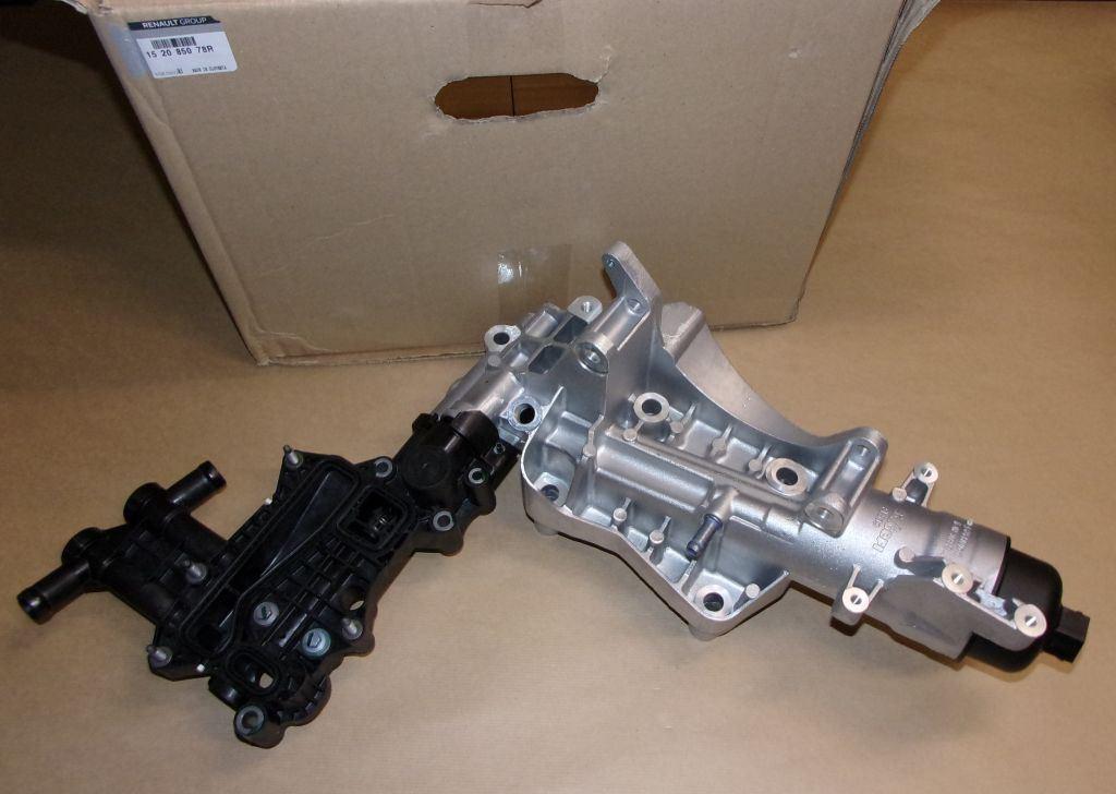 BOITIER DE FILTRE A HUILE RENAULT TRAFIC III 152085078R.