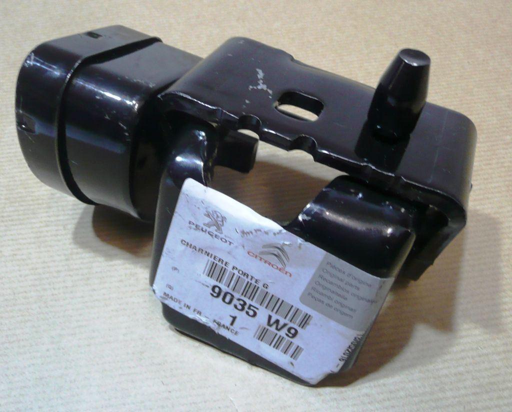 CHARNIERE DE PORTE CITROEN C5 III AVANT/ARRIERE 9035.W9 9035W9.