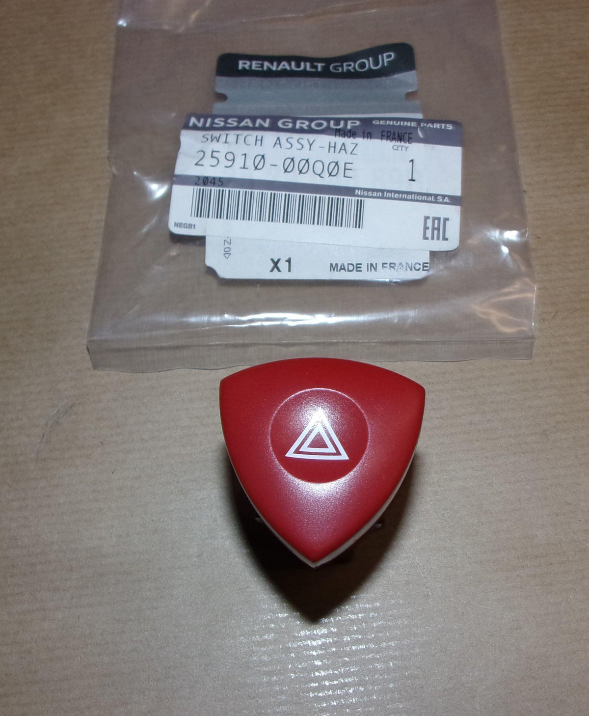 BOUTON DE FEUX DE DÉTRESSE RENAULT TRAFIC II 2591000Q0E.