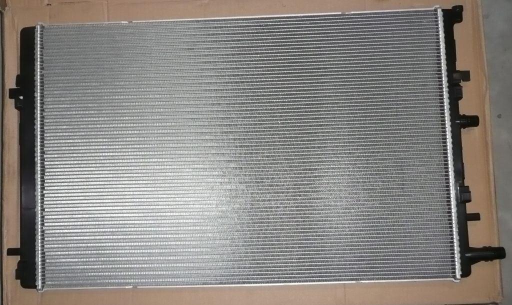 RADIATEUR D'EAU RENAULT KANGOO II 1.5/1.6DCI 214109155R.