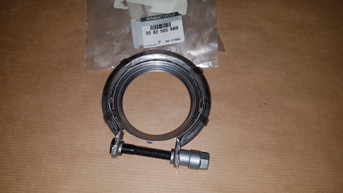 RACCORD DE TUYAU. ÉCHAPPEMENT RENAULT CAPTUR,K 208250598R.